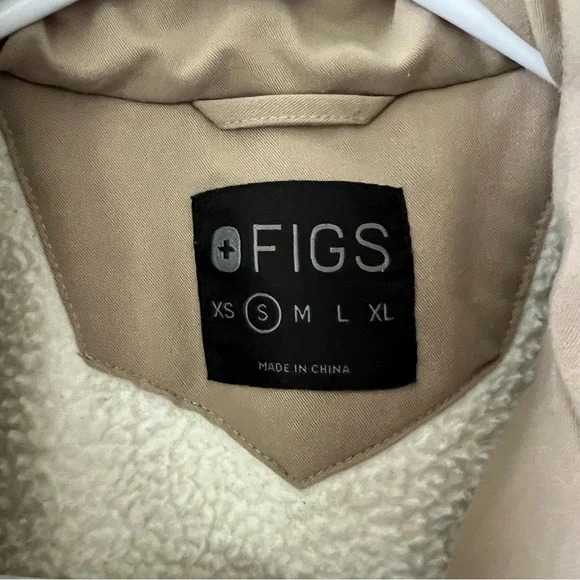 Figs On Shift Sherpa Jacket Cream Fleece Full Zip - Picture 5 of 11